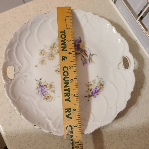 DECORATIVE PLATE FLORAL DESIGN please note plate stand not included - Picture 10 of 10